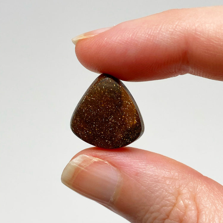 10.30 Ct top gem rainbow boulder opal