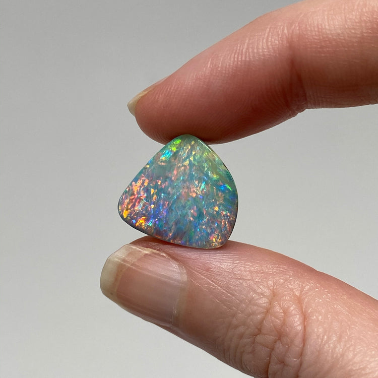 10.30 Ct top gem rainbow boulder opal