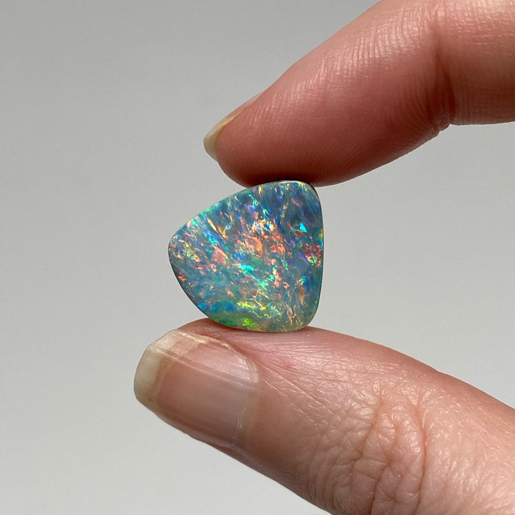 10.30 Ct top gem rainbow boulder opal