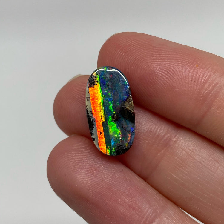 4.48 Ct small oval boulder opal