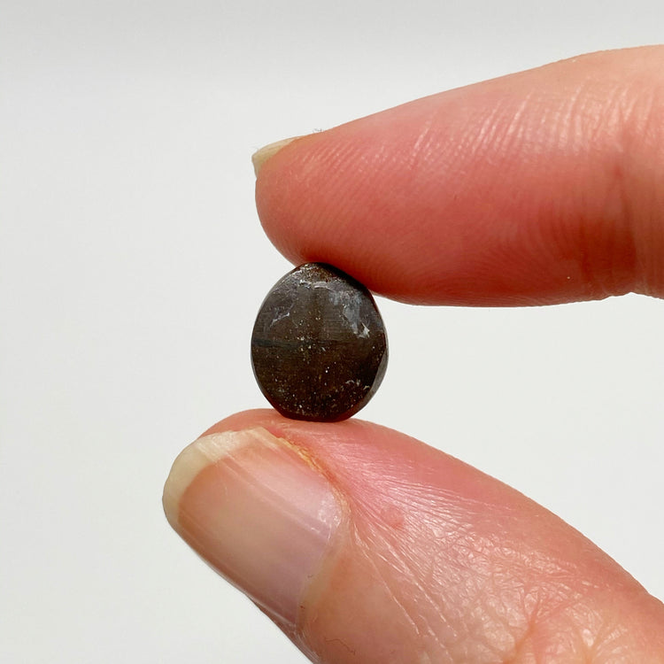 2.34 Ct extra small boulder opal