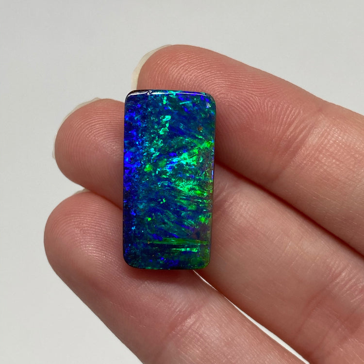 14.14 Ct green-blue boulder opal