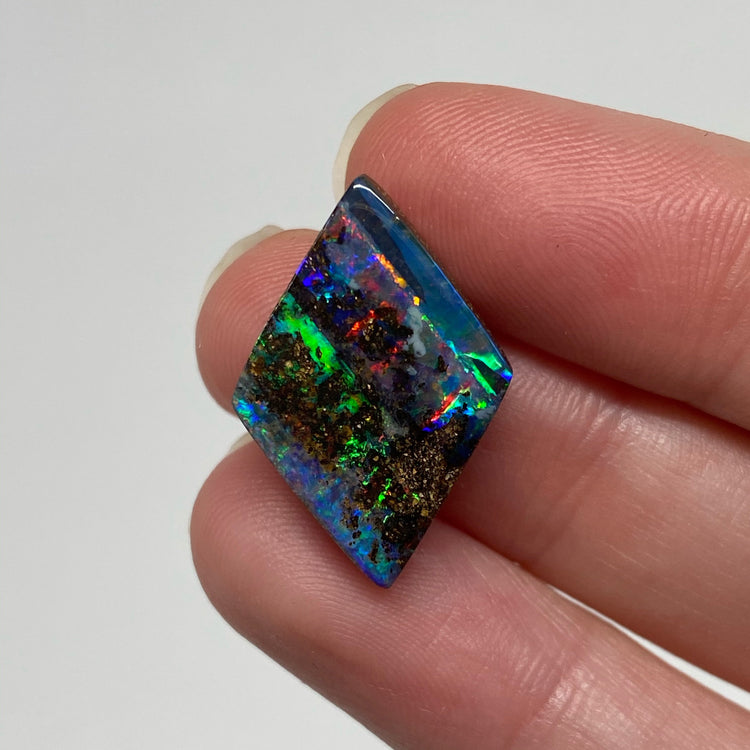9.22 Ct matrix boulder opal