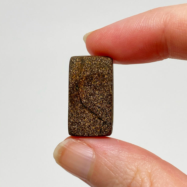 18.23 Ct ocean green-blue boulder opal