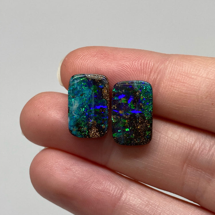 8.21 Ct green-blue boulder opal pair