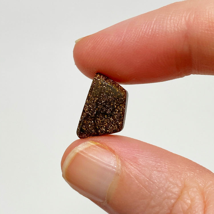 3.49 Ct green-blue boulder opal