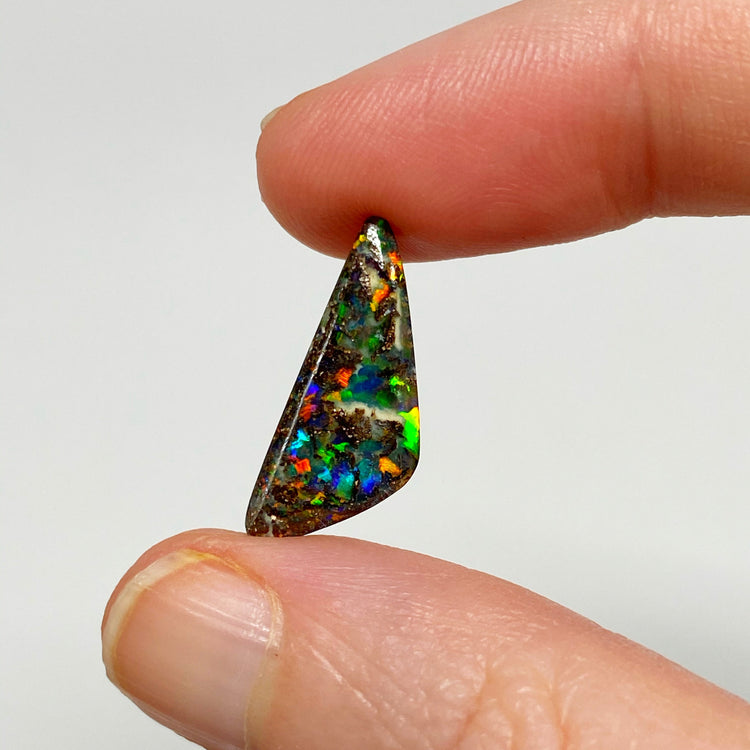 3.22 Ct small matrix boulder opal