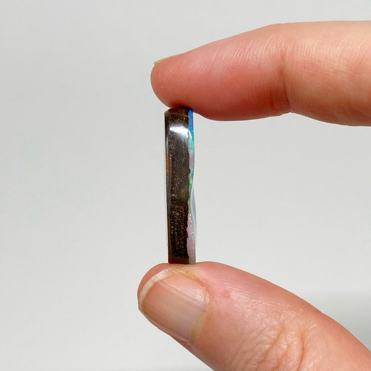 29.47 Ct free-form ocean tone boulder opal