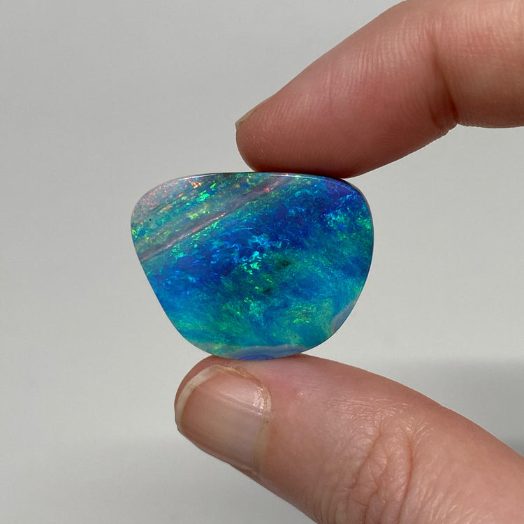 29.47 Ct free-form ocean tone boulder opal