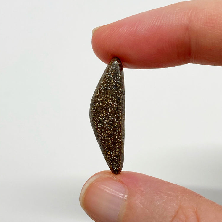 8.06 Ct rainbow boulder opal