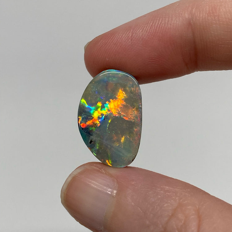 9.04 Ct free-form boulder opal