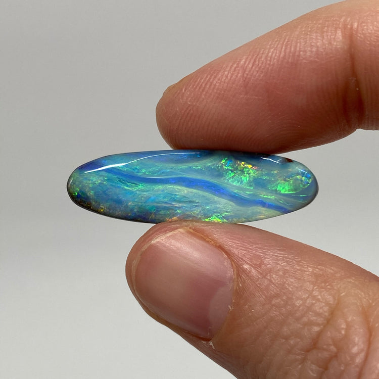 10.56 Ct wavy boulder opal