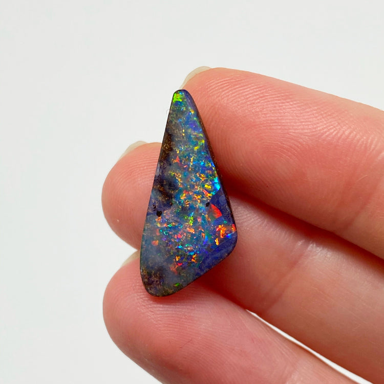 6.55 Ct rainbow boulder opal