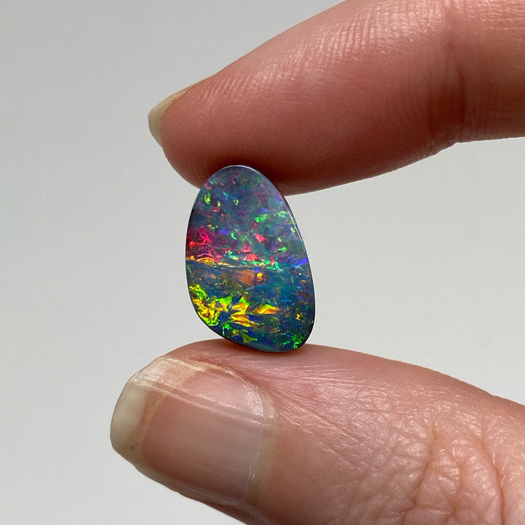 5.45 Ct rainbow gem boulder opal