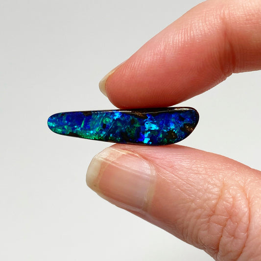 6.23 Ct green-blue boulder opal