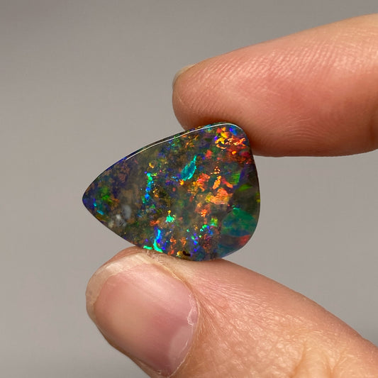 10.93 Ct gem grade boulder opal
