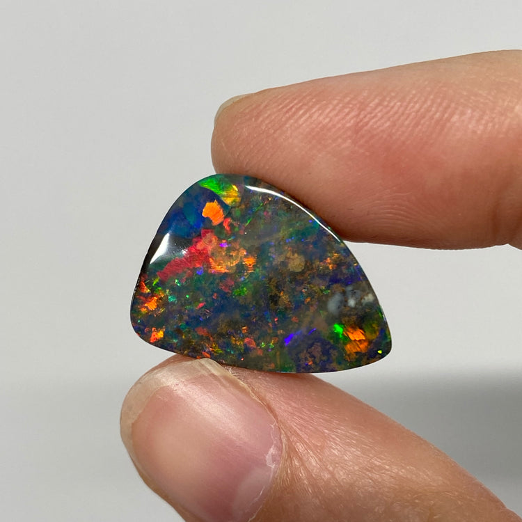 10.93 Ct gem grade boulder opal