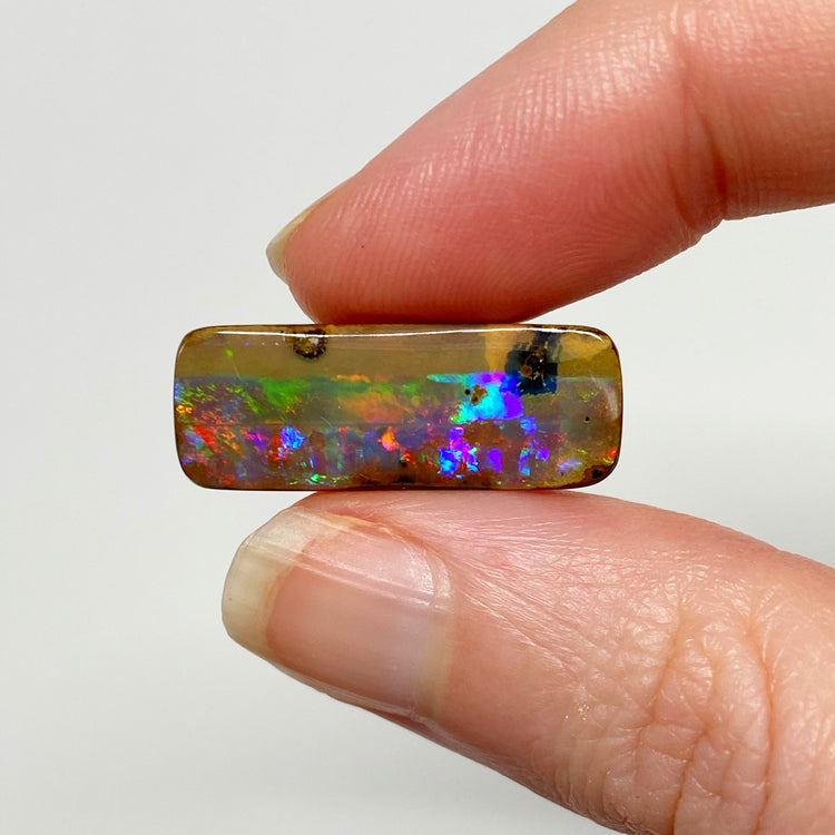 14.38 Ct flashy rainbow boulder opal pair
