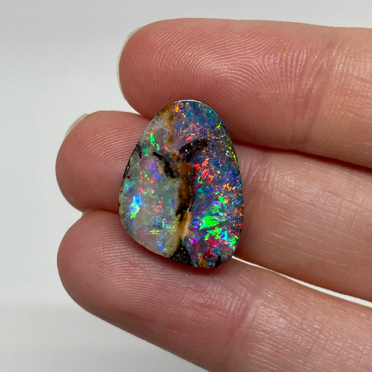 11.16 Ct 'light and dark' boulder opal