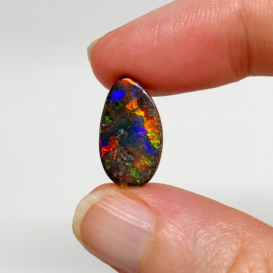 4.30 Ct small boulder opal