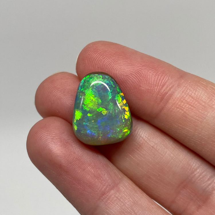 14.00 Ct unusual lime green gem boulder opal