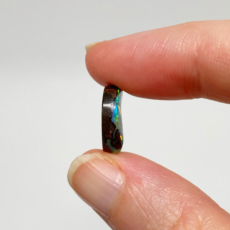 4.96 Ct small boulder opal