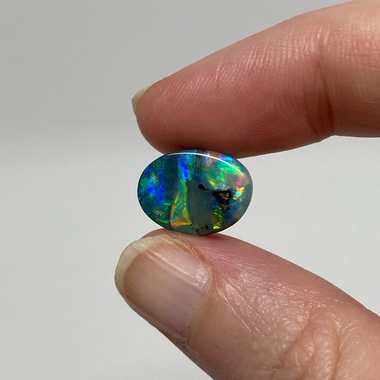 4.96 Ct small boulder opal