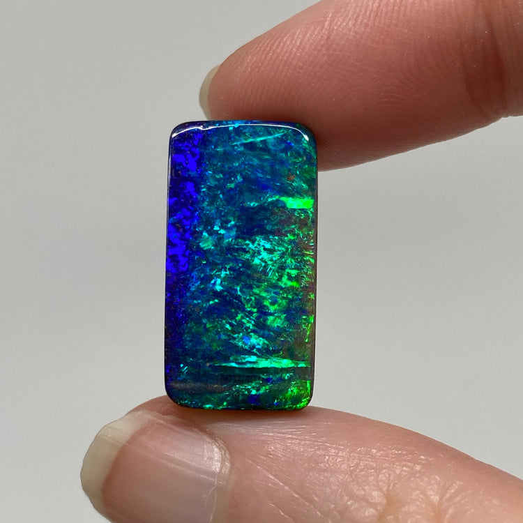 14.14 Ct green-blue boulder opal