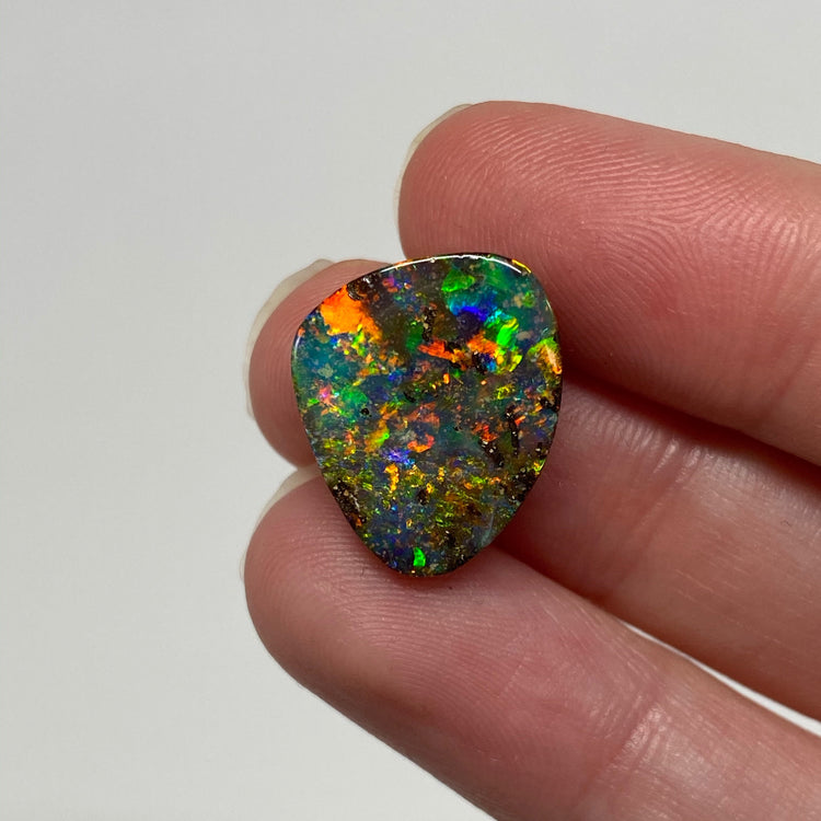 8.40 Ct colorful gem boulder opal
