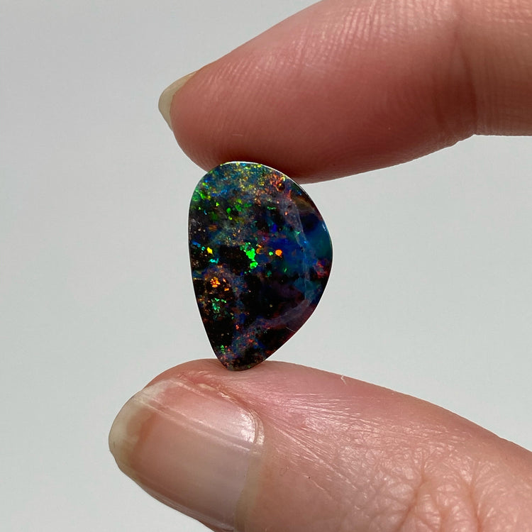5.10 Ct rainbow boulder opal