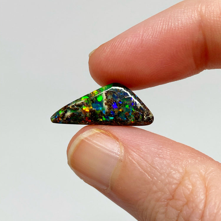 3.22 Ct small matrix boulder opal