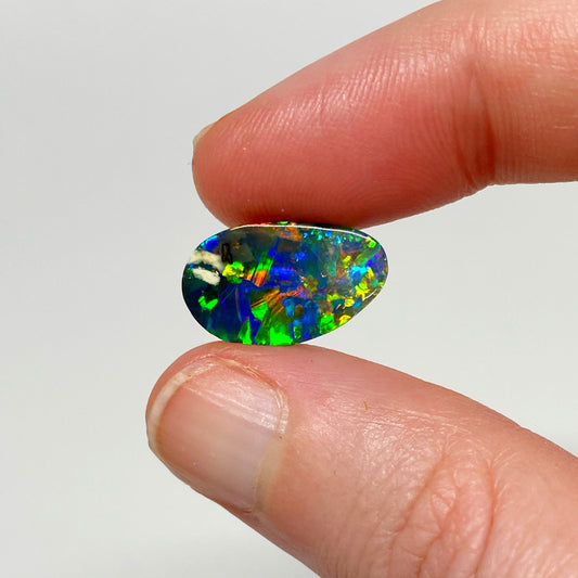 3.76 Ct top gem grade boulder opal