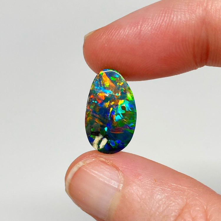 3.76 Ct top gem grade boulder opal