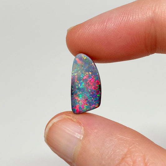 4.86 Ct small gem boulder opal