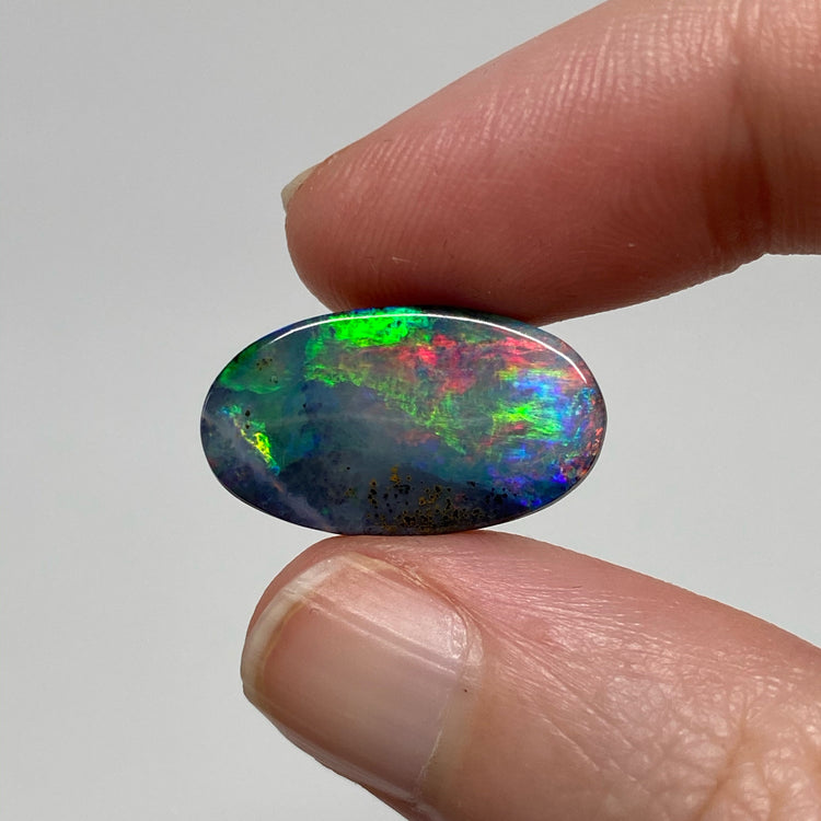 7.21 Ct oval boulder opal