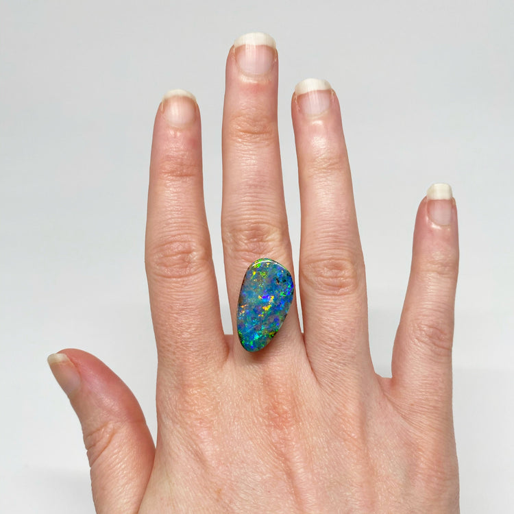 13.56 Ct gem boulder opal