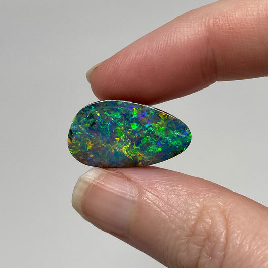 13.56 Ct gem boulder opal