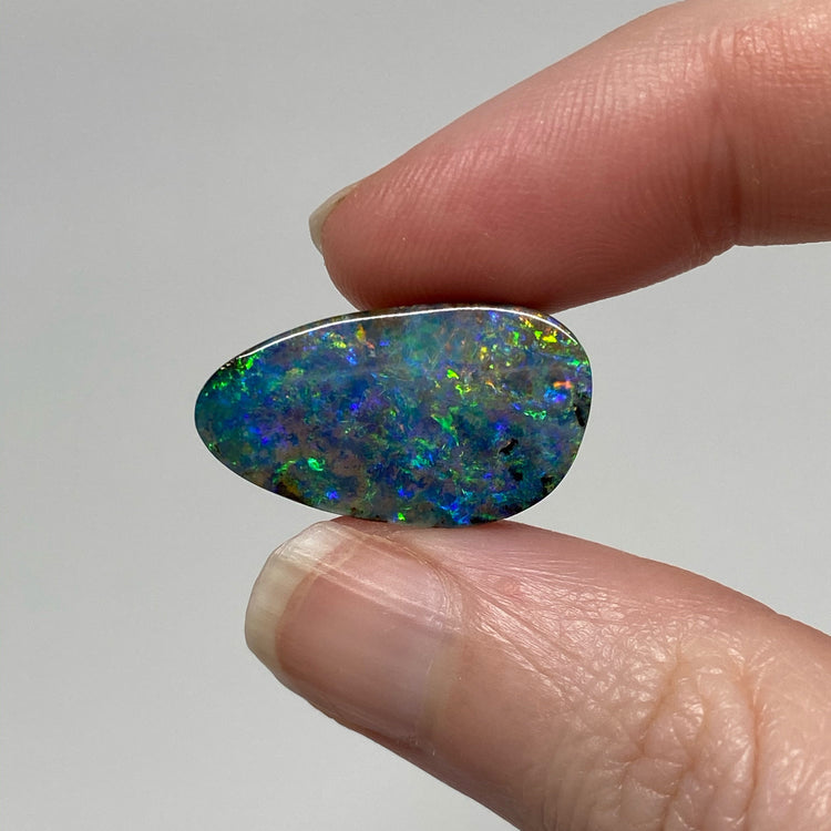 13.56 Ct gem boulder opal